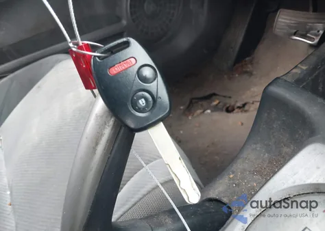 2011 Honda Civic Lx z USA, uszkodzony, nr VIN 2HGFA1F56BH521398